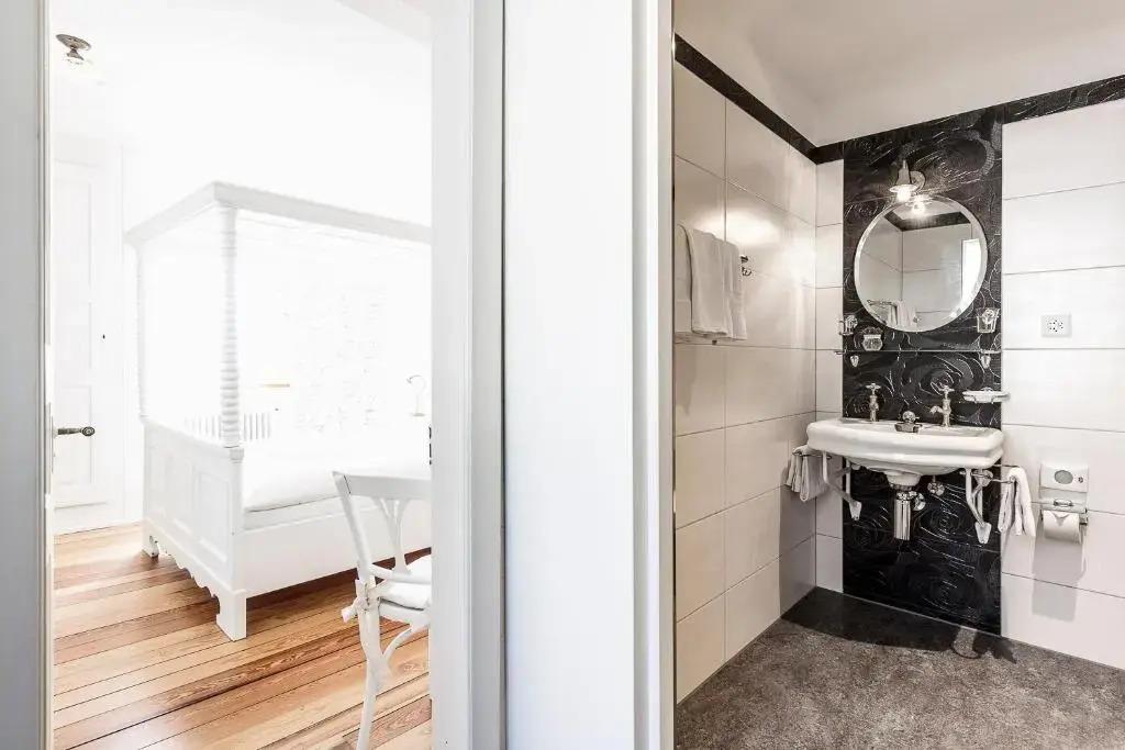 hotel image 9