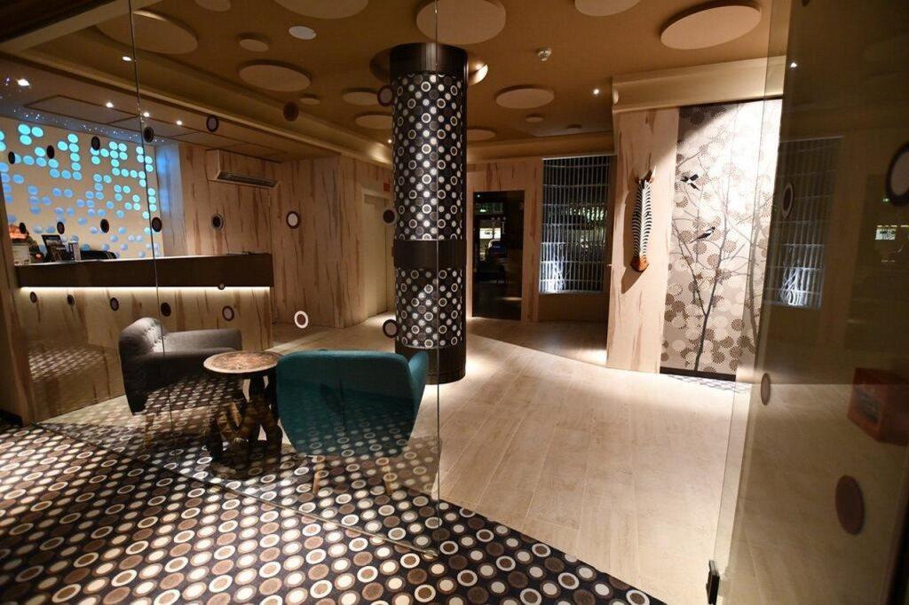hotel image 9