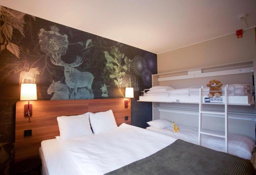 hotel image 12