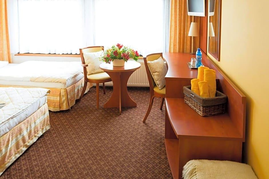 hotel image 16