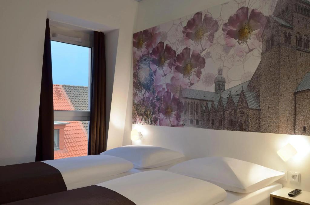 hotel image 9