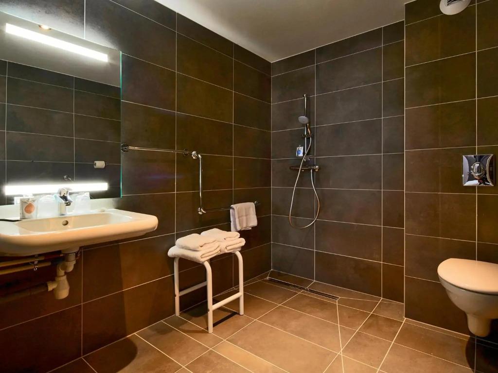 hotel image 39