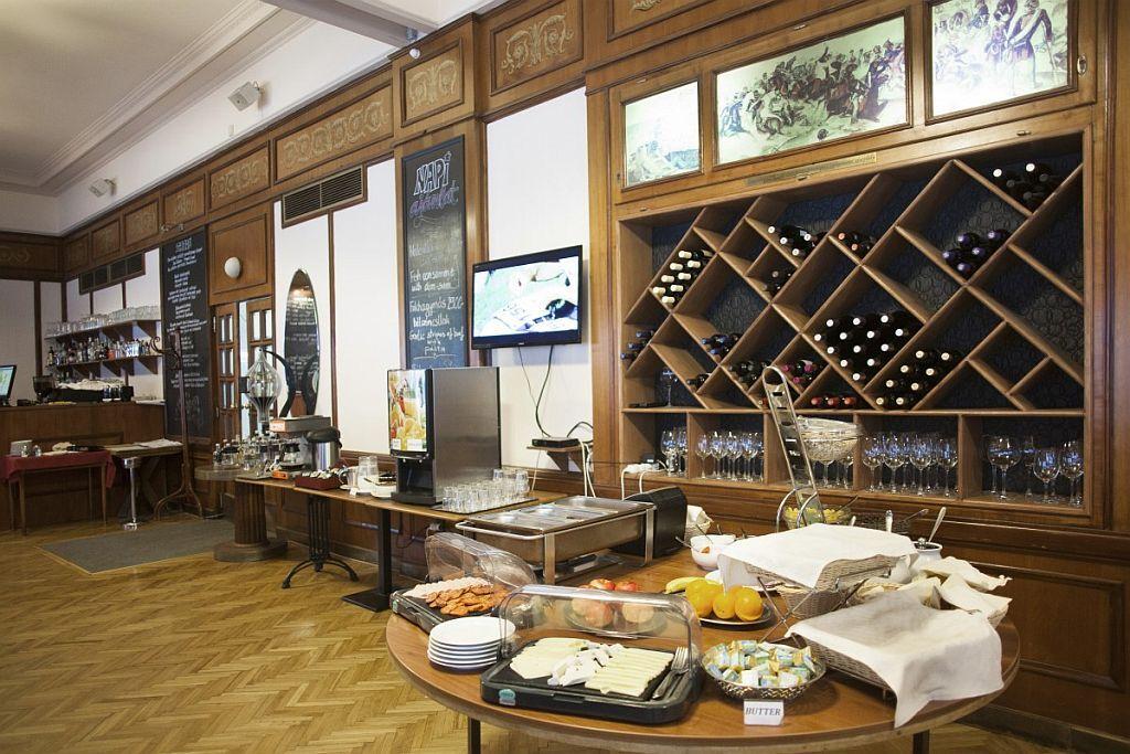 hotel image 12