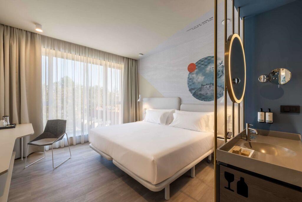 hotel image 13