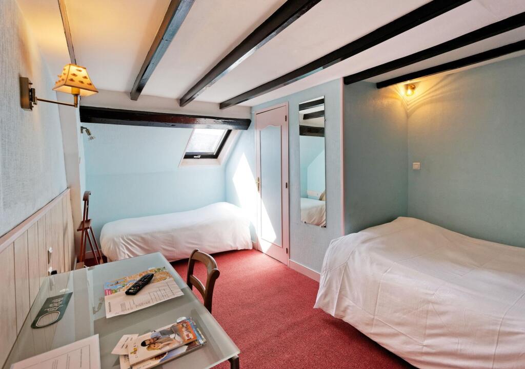 hotel image 11
