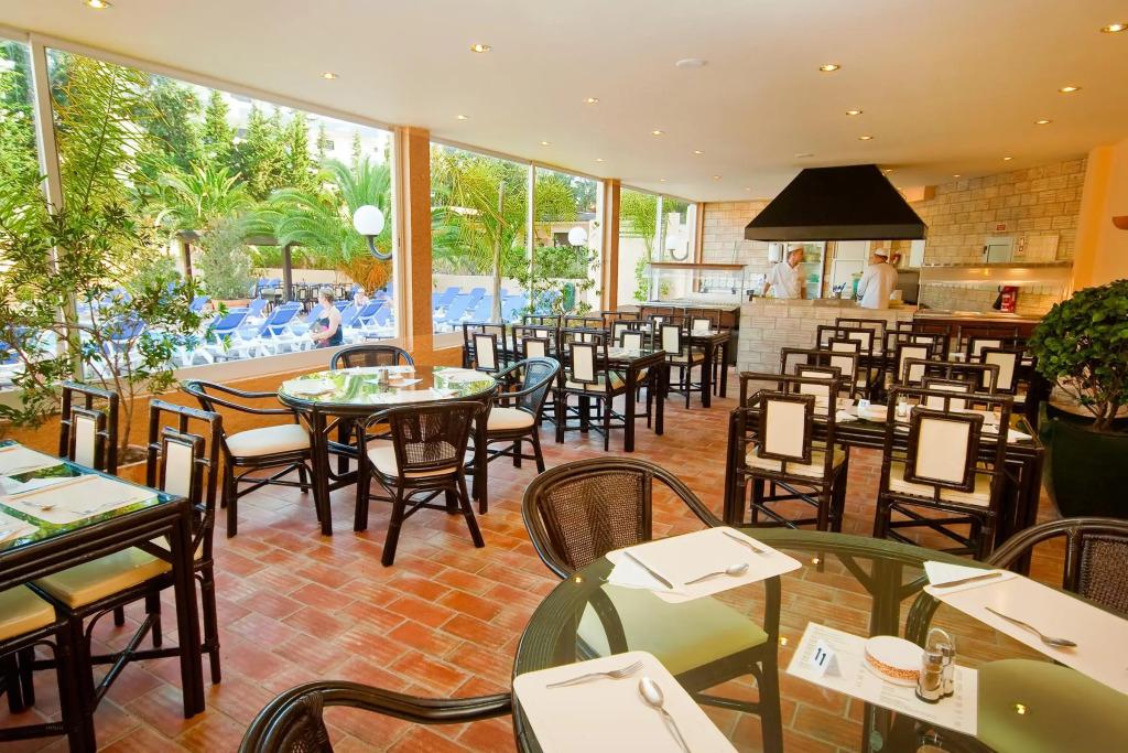 hotel image 10