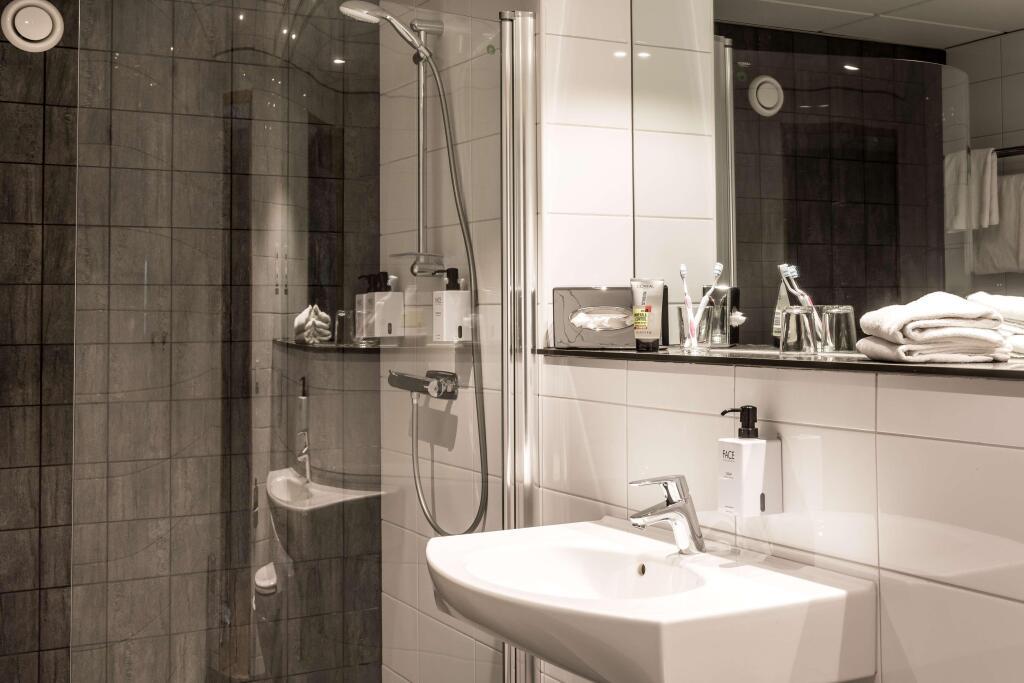 hotel image 39