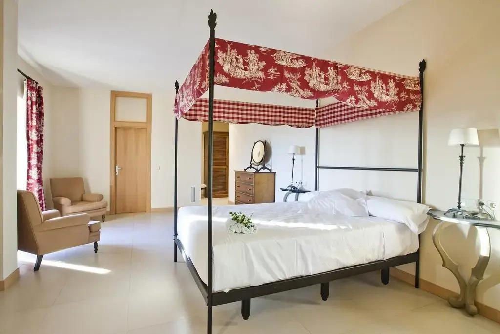 hotel image 13