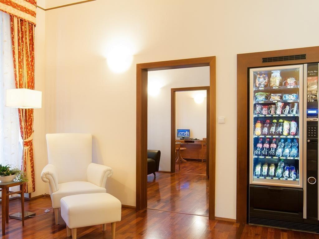 hotel image 13