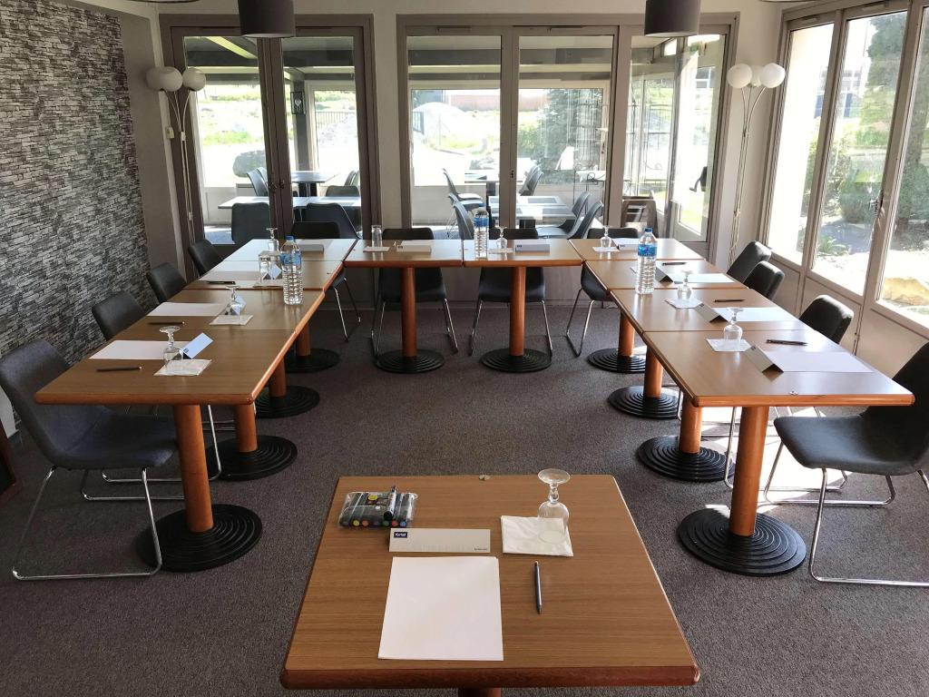 hotel image 12