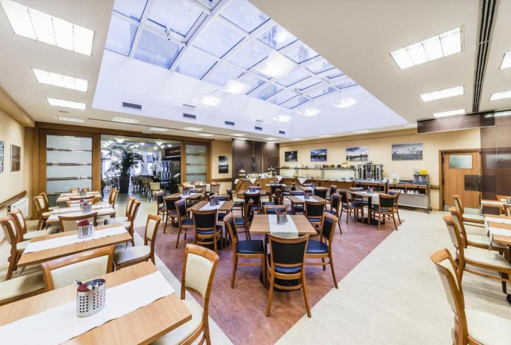 hotel image 13