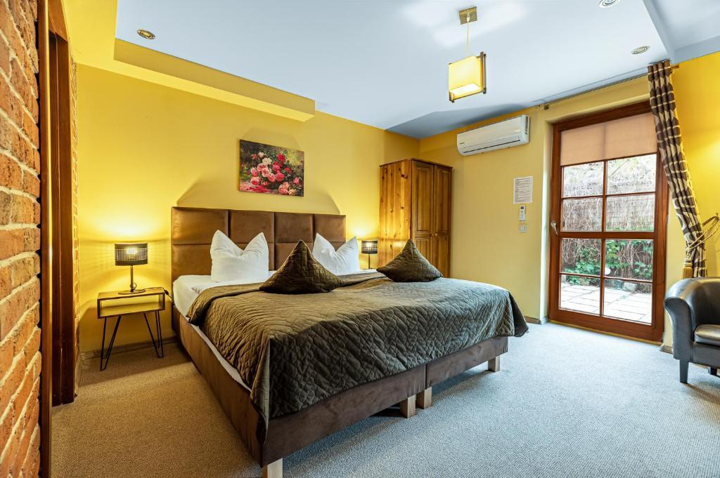 hotel image 16