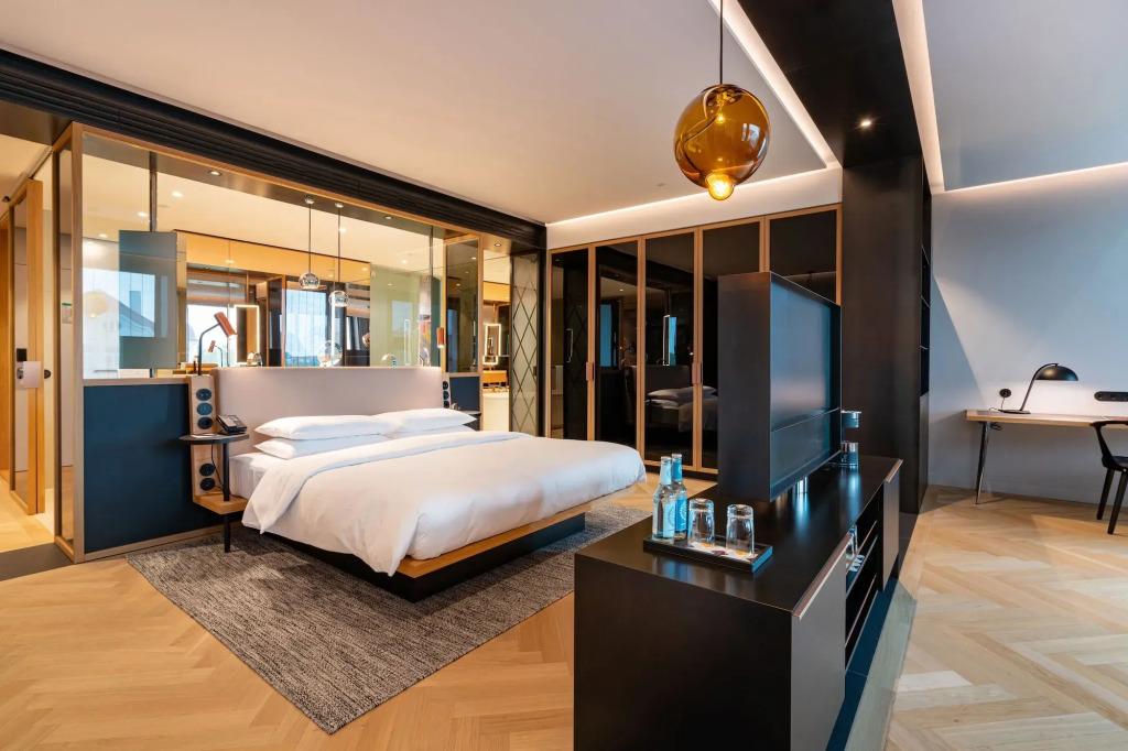 hotel image 11