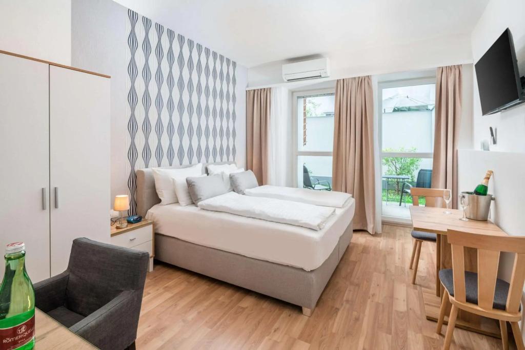 hotel image 8