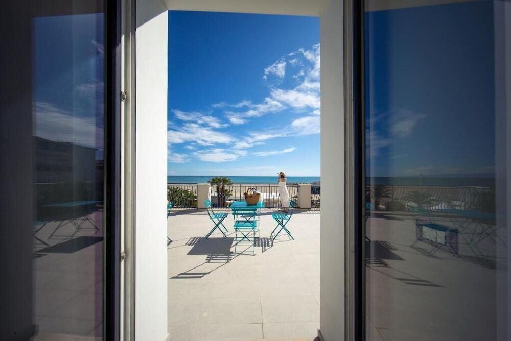 hotel image 16