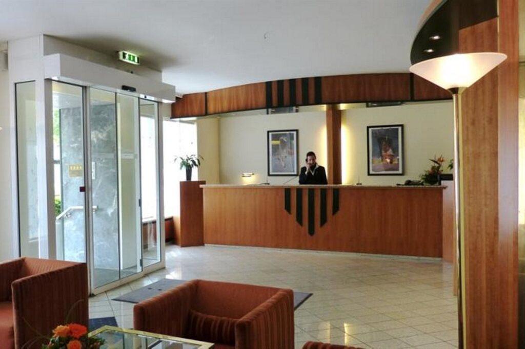hotel image 13
