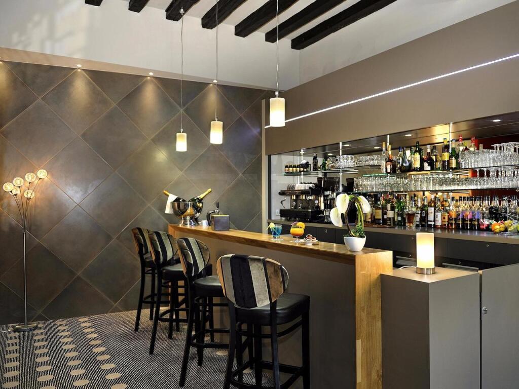 hotel image 12
