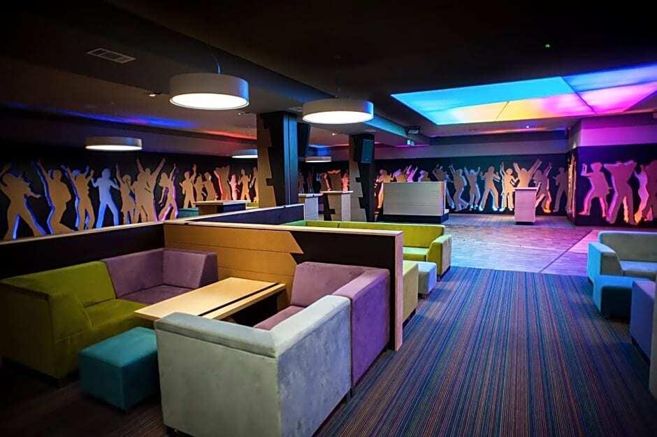 hotel image 10