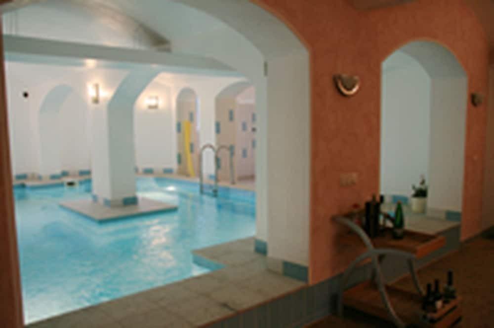 hotel image 16