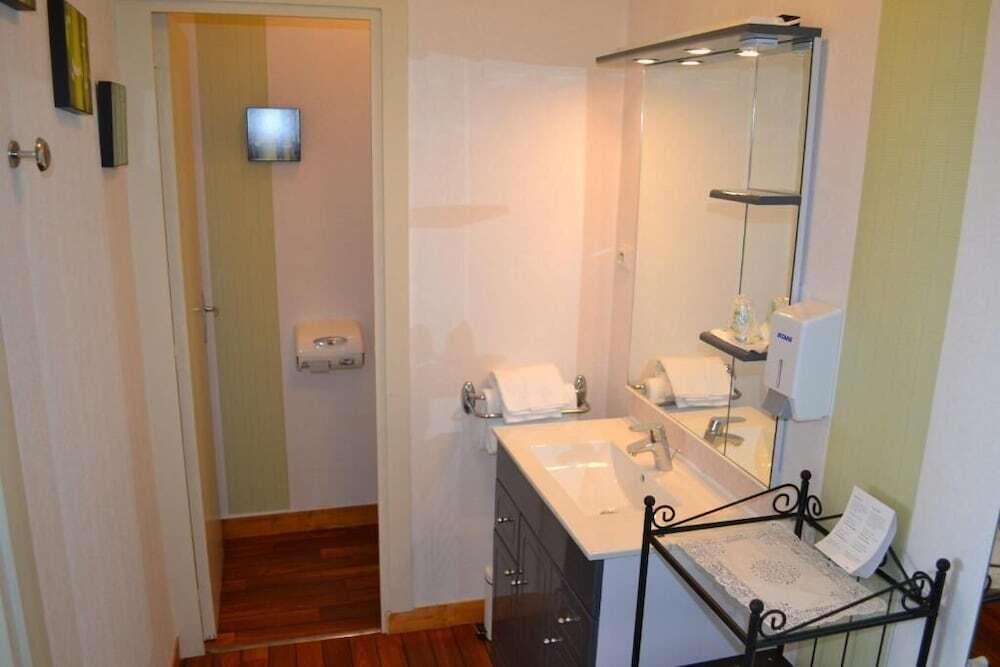 hotel image 16