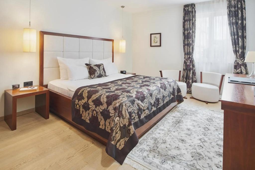 hotel image 11