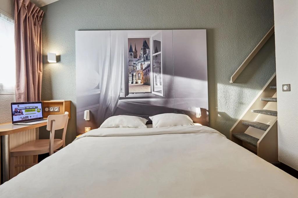 hotel image 16