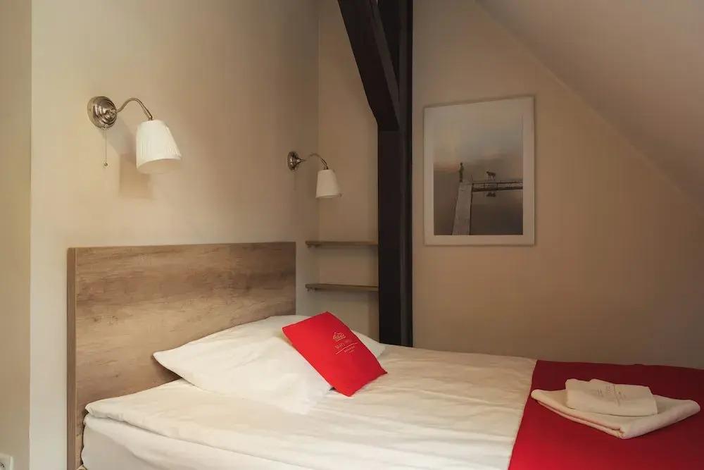 hotel image 10