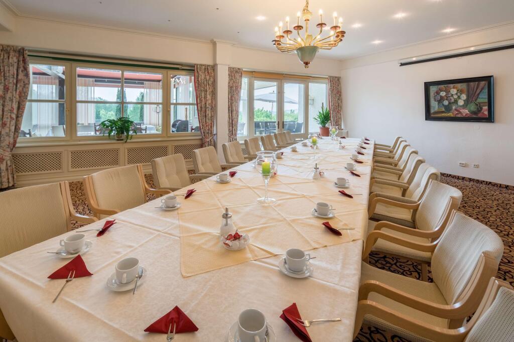 hotel image 16