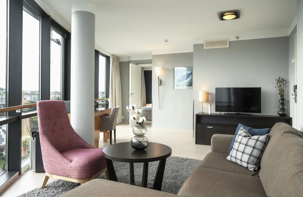 hotel image 12