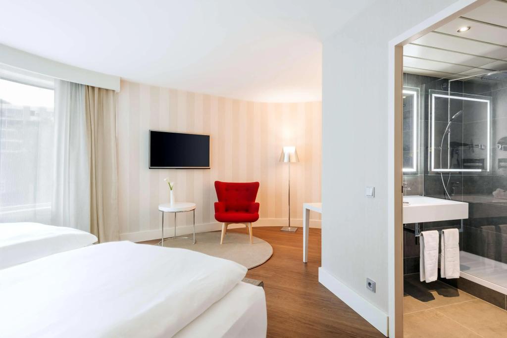 hotel image 13