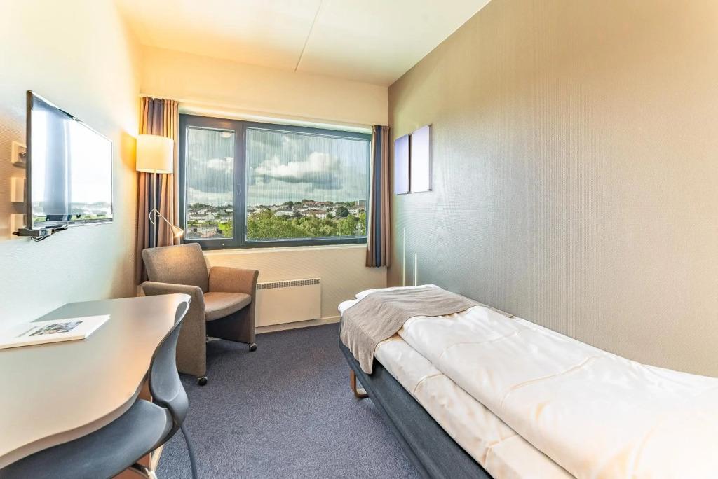 hotel image 16