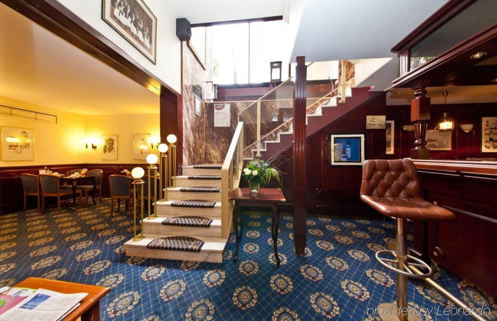 hotel image 16