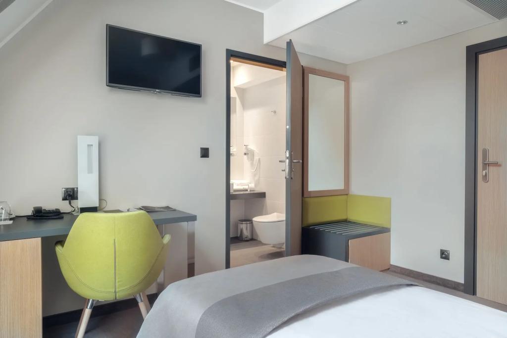 hotel image 12