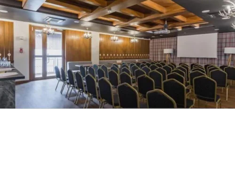 hotel image 13