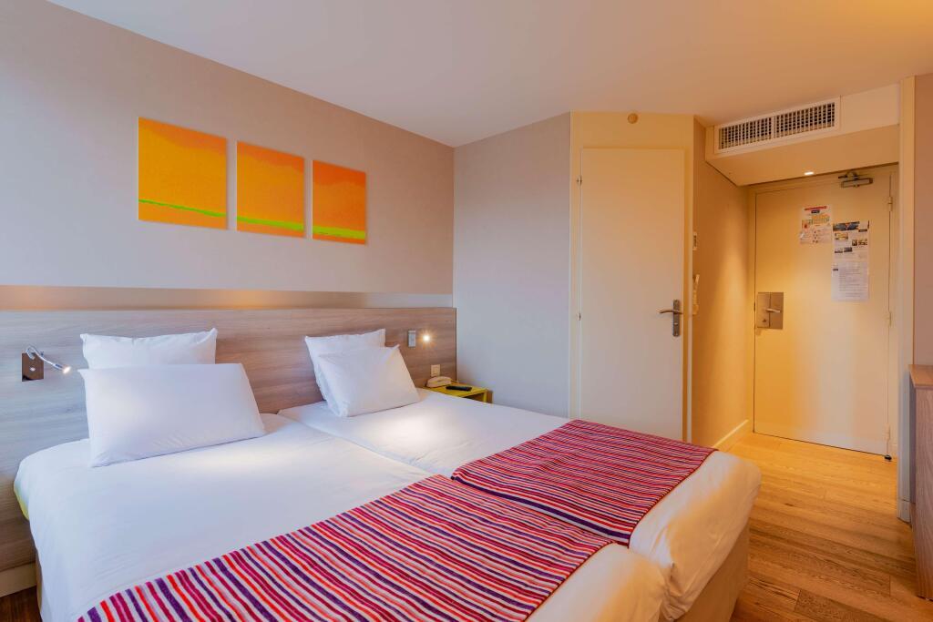 hotel image 11