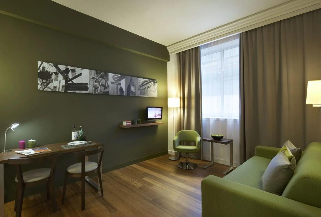 hotel image 11