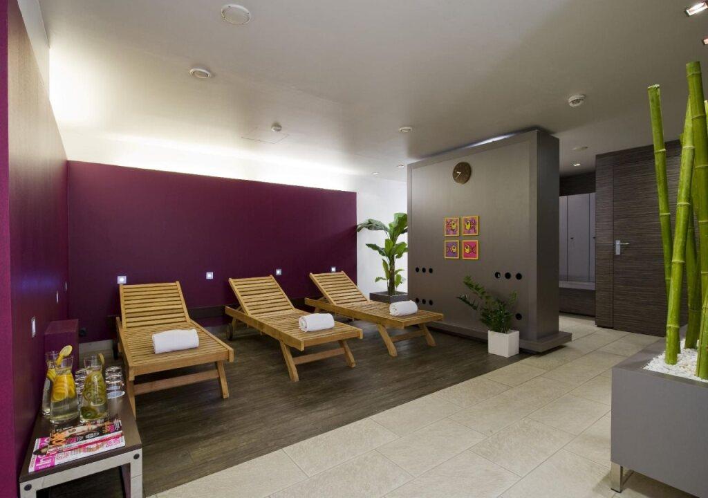 hotel image 8
