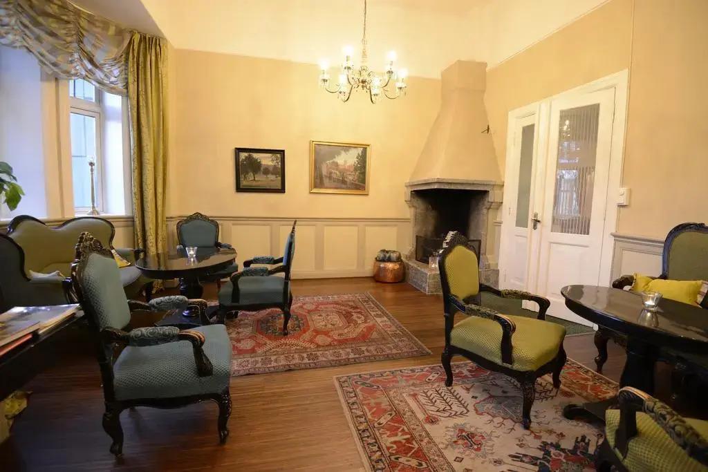 hotel image 10