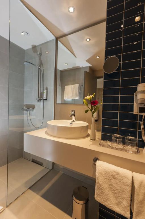 hotel image 10