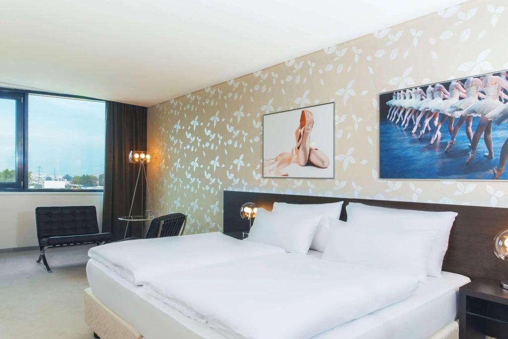 hotel image 43