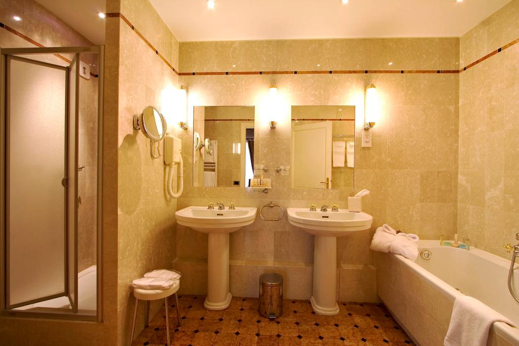 hotel image 16
