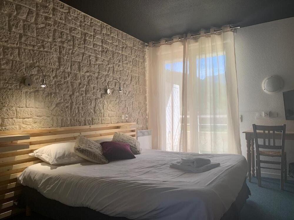 hotel image 16