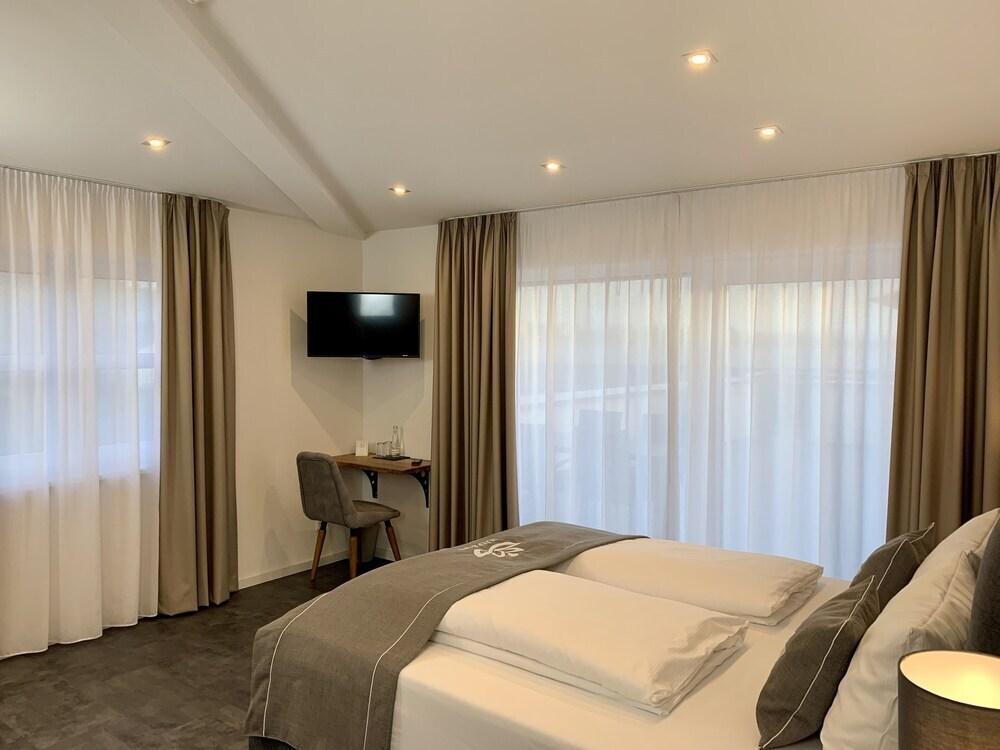 hotel image 13