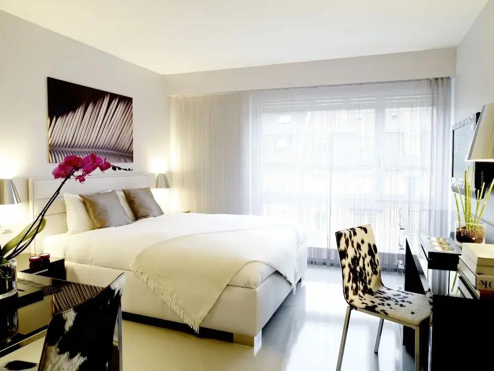 hotel image 10
