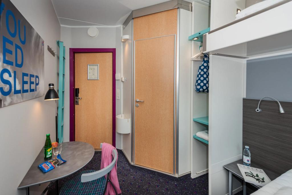 hotel image 9