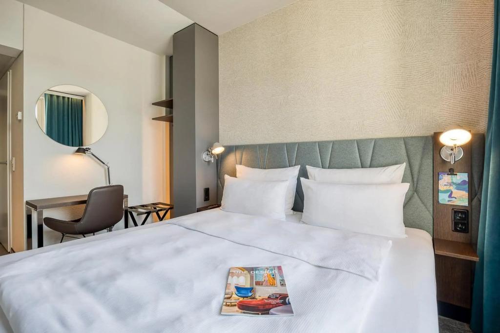 hotel image 13