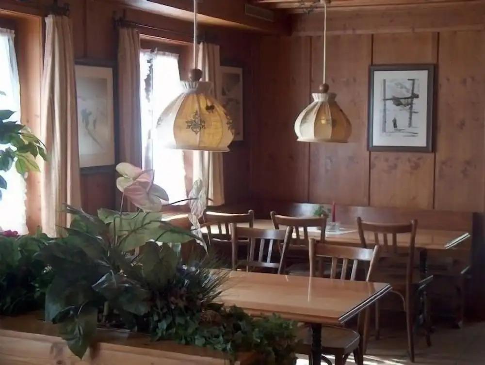 hotel image 8