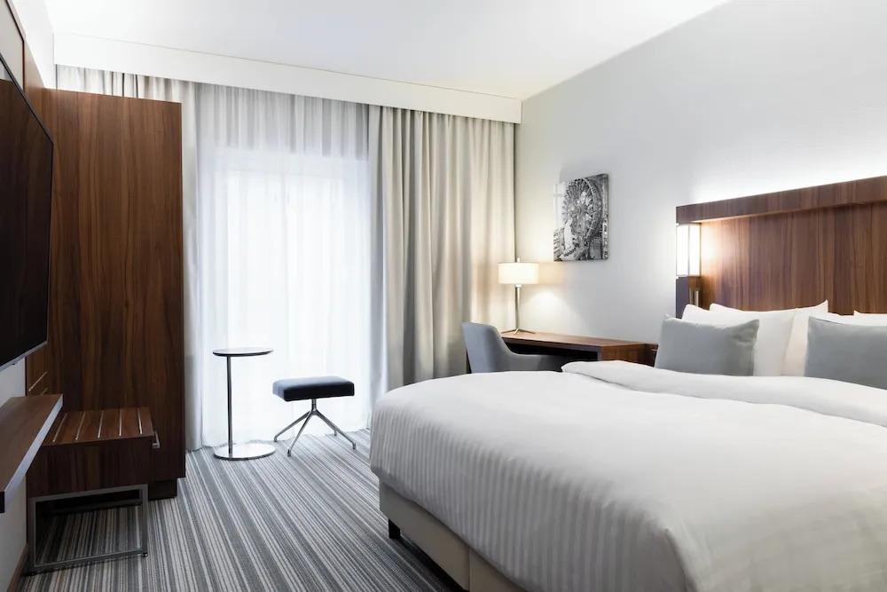hotel image 13