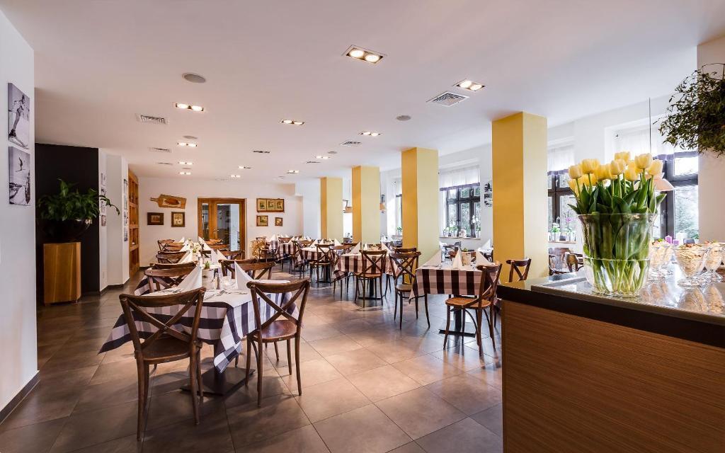 hotel image 12