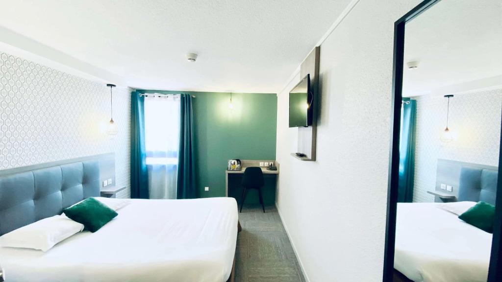hotel image 10